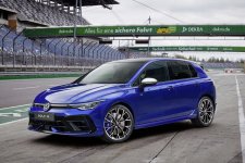 volkswagen-golf-r-2024-06.jpg